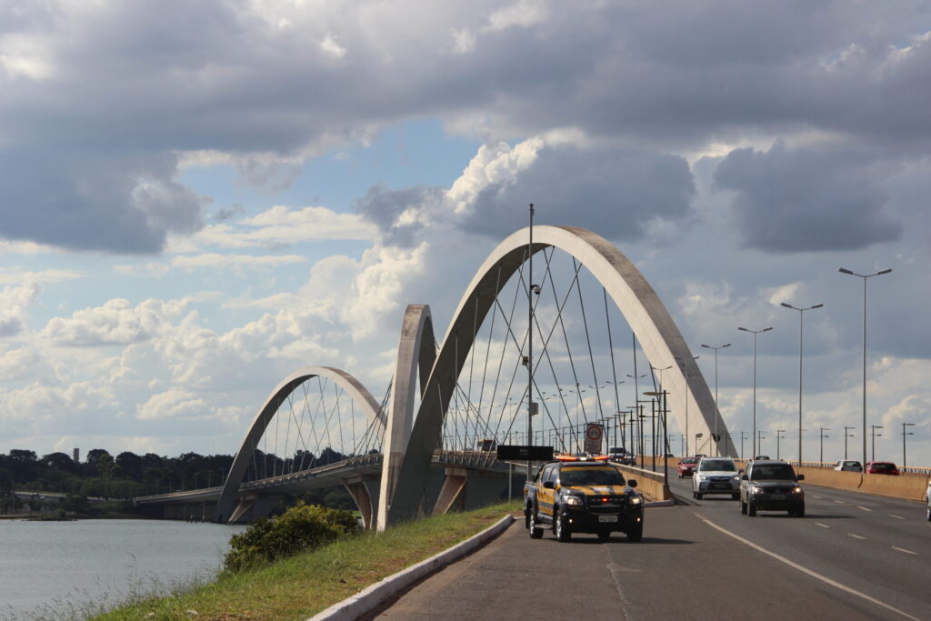 Trânsito sofre alterações neste fim de semana por causa de eventos