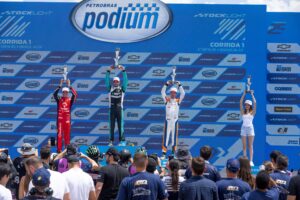 Rafa Martins vence primeira corrida no retorno da Stock Light a Brasília
