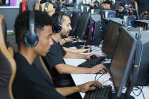 Projeto Aceleratech leva capacitação tecnológica gratuita ao Recanto das Emas