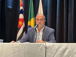 Tuma lamenta “freio repentino” do Cori e defende reforma estatutária do Corinthians