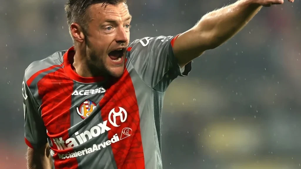 Ladrões invadem casa de Jamie Vardy e roubam mais de R$500 mil em itens