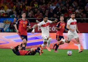 Espanha empata com Turquia e garante vaga para a Copa do Mundo de 2026