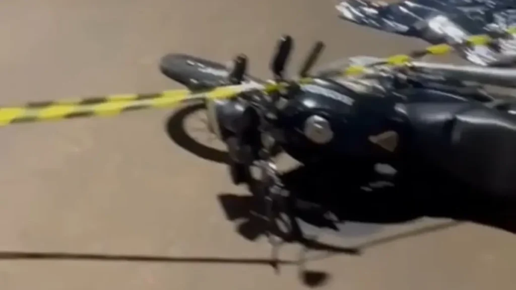 Motociclista morre em colisão com carreta estacionada em Caiapônia