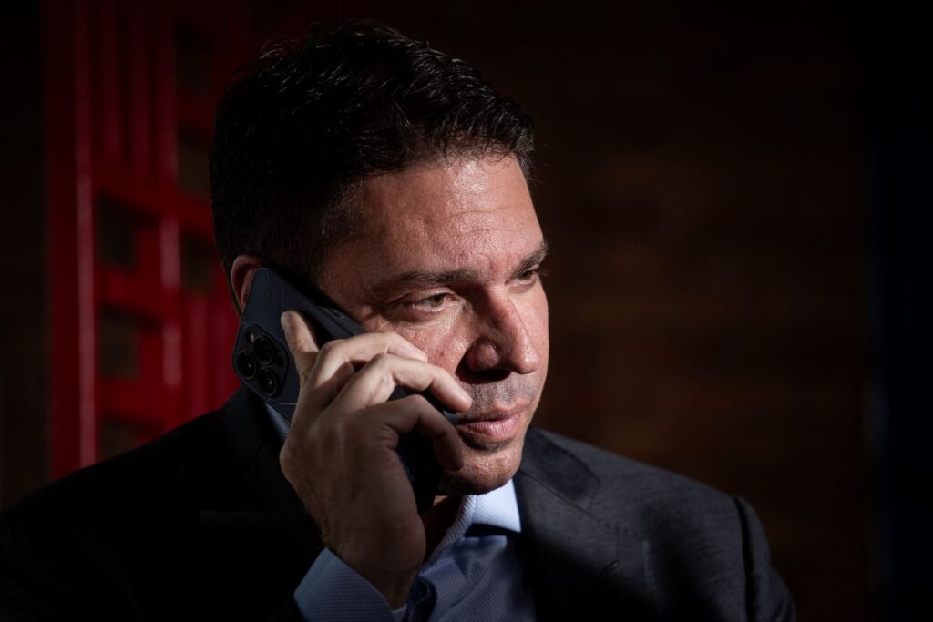 Moraes determina a prisão do deputado Alexandre Ramagem