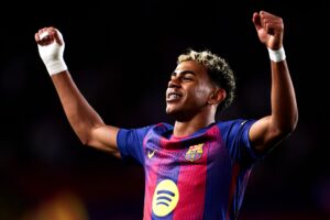 Yamal responde o que prefere entre Champions, Copa ou Bola de Ouro