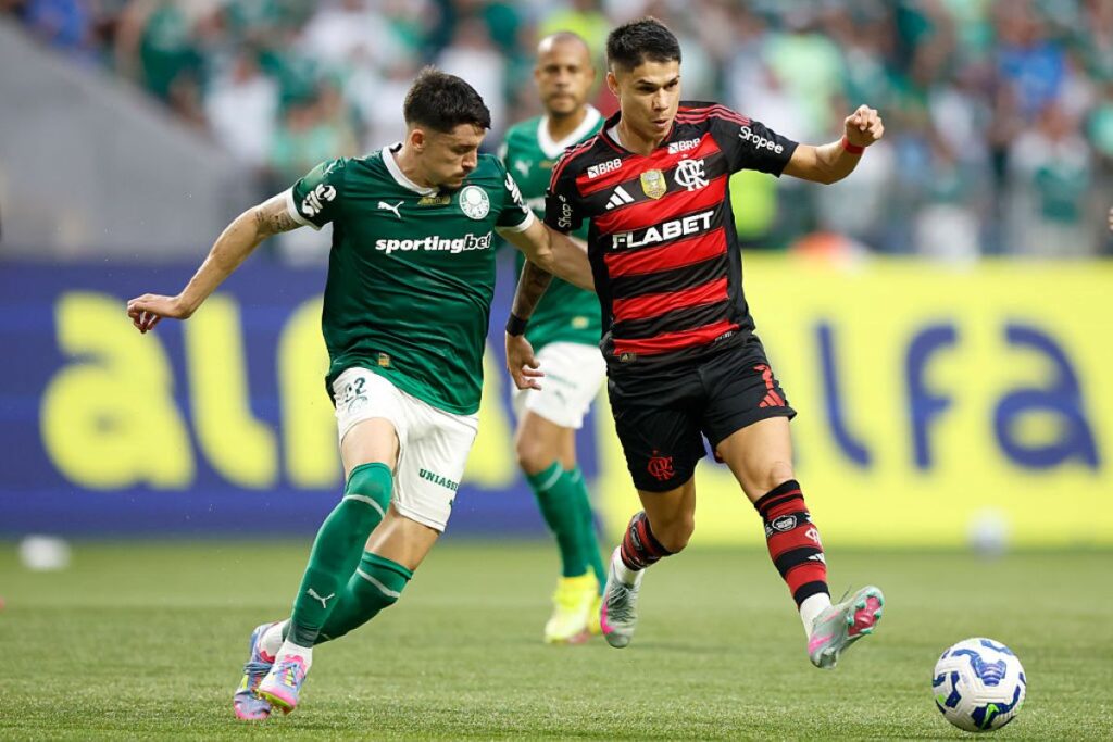 Flamengo e Palmeiras concorrem ao prêmio de melhor time do mundo