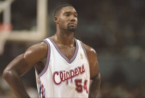 Morre Rodney Rogers, ex-jogador da NBA, aos 54 anos