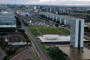 Governo Lula deve fechar 2025 com mais de 1.100 servidores punidos por irregularidades