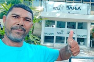 Integrante do MST é morto em emboscada na garagem de casa na Bahia