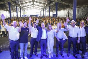 Ibaneis lança Feirão do Trabalhador e comemora formatura do RenovaDF