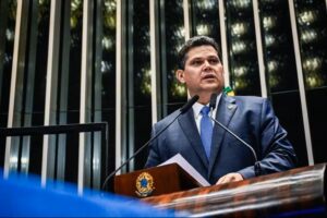 Prazo imposto por Alcolumbre eleva pressão sobre governo para aprovar Messias no STF