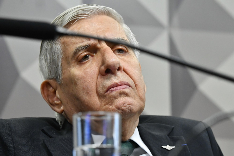 Generais são presos após condenação em processo judicial