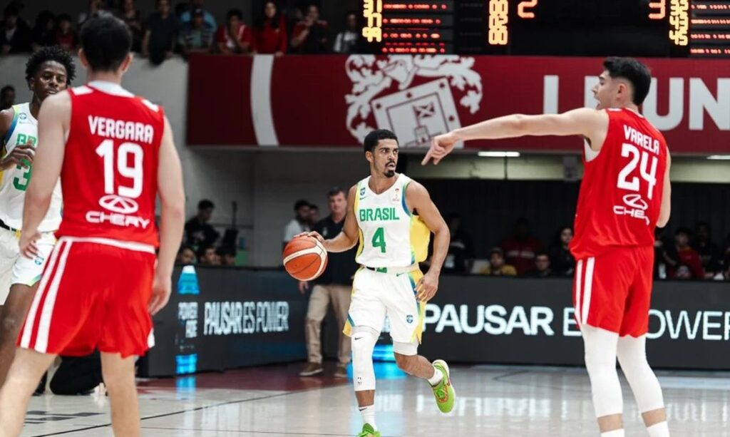 Brasil vence Chile na estreia das Eliminatórias da Copa do Mundo