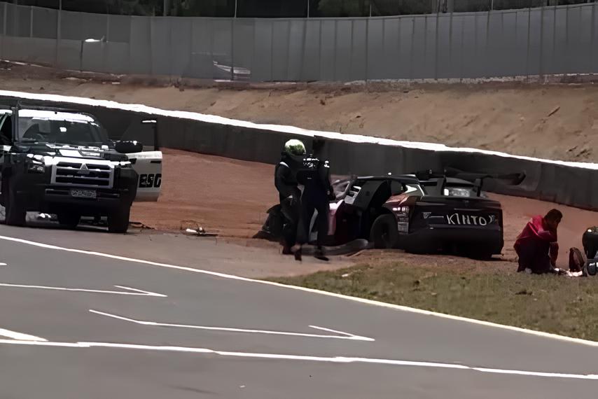 Acidente Interrompe Treino da Stock Car em Brasília Envolvendo Pilotos