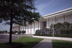 Centro cultural Kennedy Center em Washington é renomeado Trump-Kennedy Center
