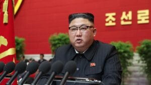 Coreia do Norte testa míssil de cruzeiro de longo alcance