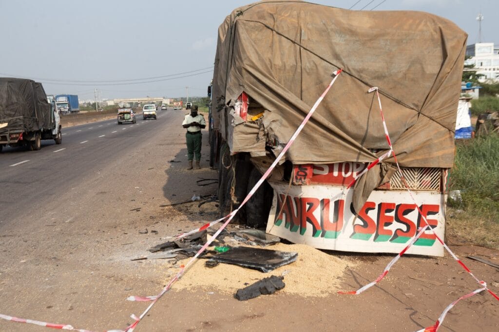 Anthony Joshua se acidentou na Nigéria