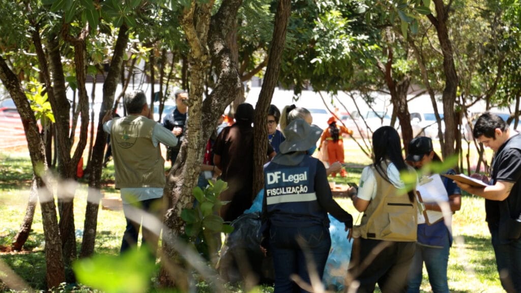 Ação de acolhimento à população de rua no Plano Piloto