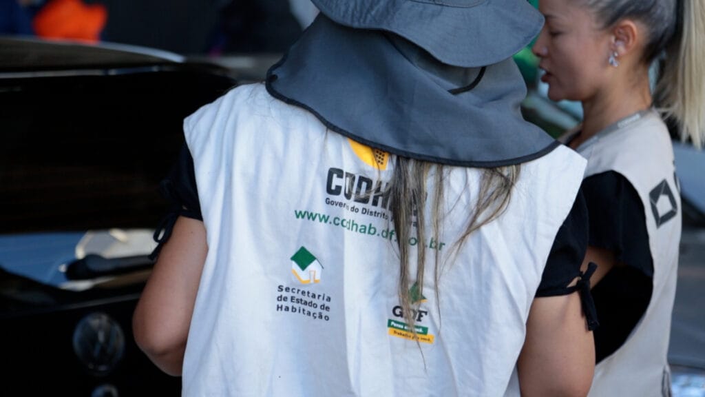 Ação de acolhimento à população de rua no Plano Piloto