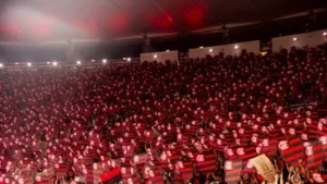 Flamengo conquista título do Brasileirão no Maracanã após 16 anos