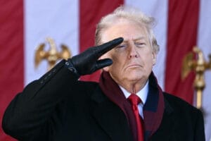 Trump pede que Ucrânia ‘aja rapidamente’ para fechar acordo