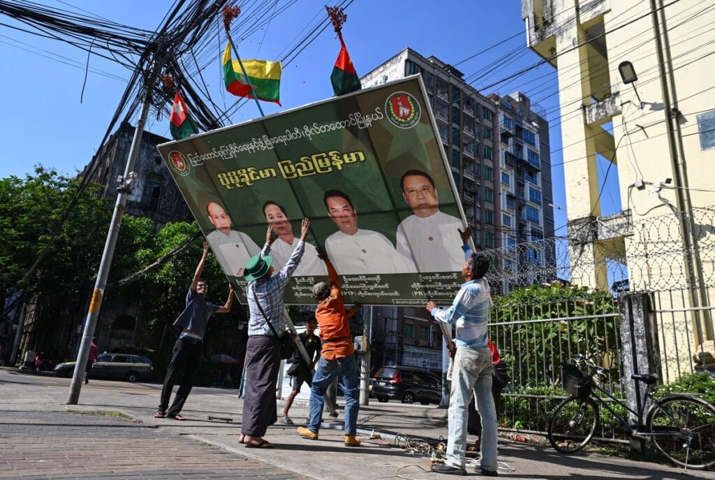 Mianmar celebra eleições após cinco anos de guerra civil