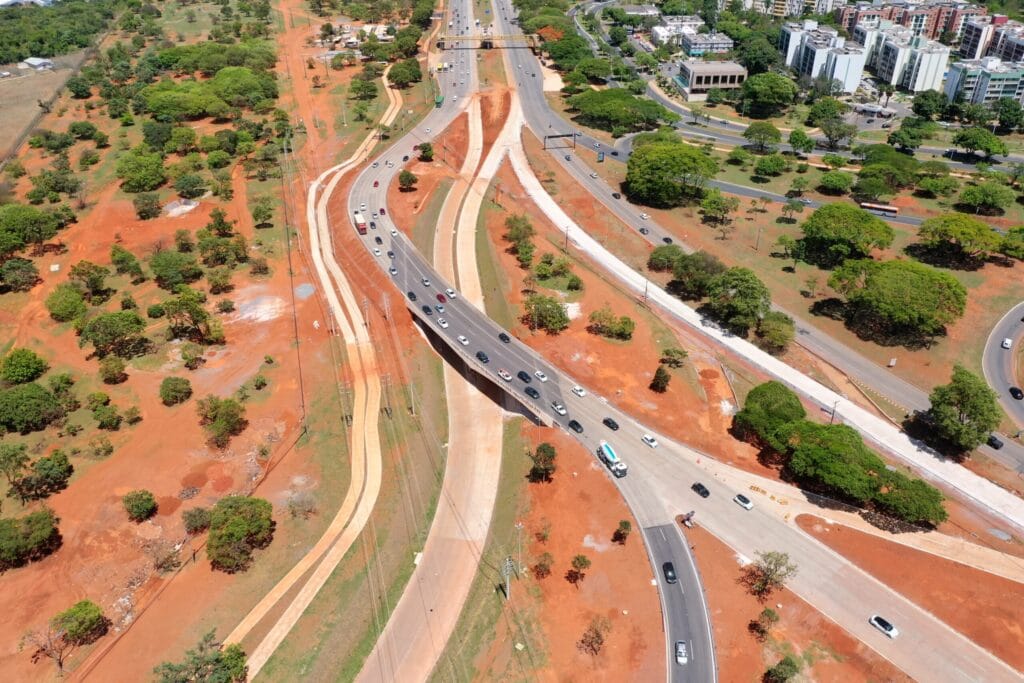 Mudanças no trânsito na EPIG, na altura do SIG