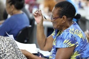 Últimos dias para se inscrever no Aulão de Redação 60+ na Biblioteca Nacional de Brasília