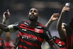 Após títulos, Flamengo enviará medalhas a ex-jogadores; entenda