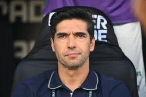 Abel Ferreira alfineta Flamengo: “Não há asteriscos em nossos títulos”