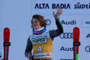 Lucas Pinheiro é prata em etapa italiana da Copa do Mundo de esqui