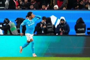 Napoli vence o Milan e vai à final da Supercopa da Itália