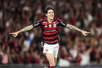 Prêmio Brasileirão: gol de Pedro é eleito o mais bonito pela CBF