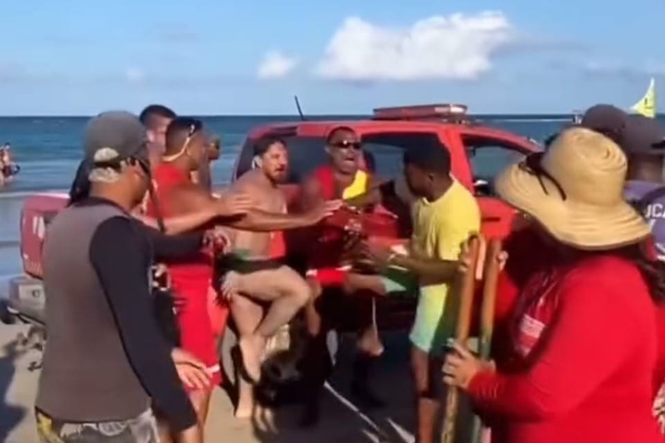 Prefeitura suspende barraca envolvida em agressões a turistas em Porto de Galinhas