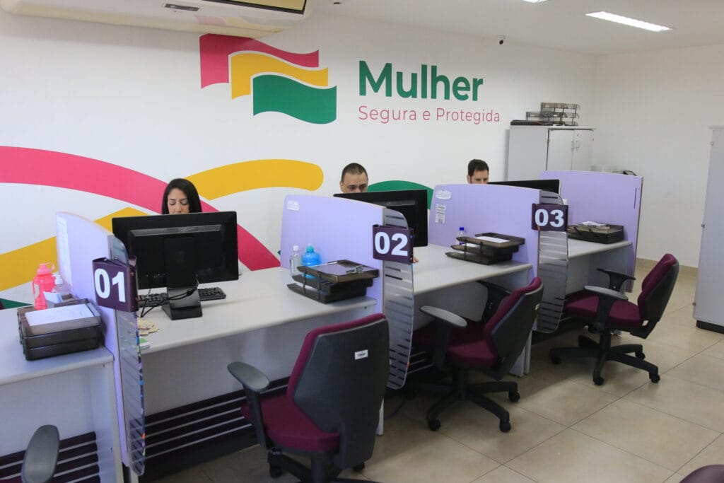 GDF assina contrato para construir Casa da Mulher Brasileira