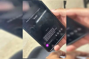 Treta entre universitários acaba em água na cara e ameaça com taser