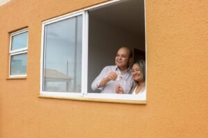 Governador Ibaneis Rocha entrega mais 320 unidades habitacionais no Itapoã Parque