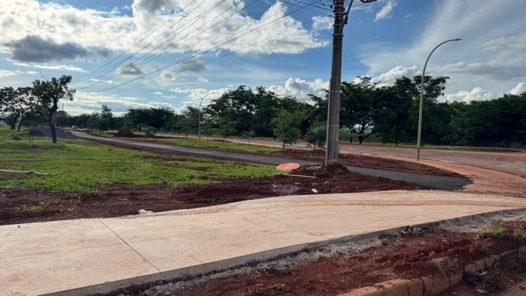 SIA amplia calçadas e ciclovias para melhorar mobilidade