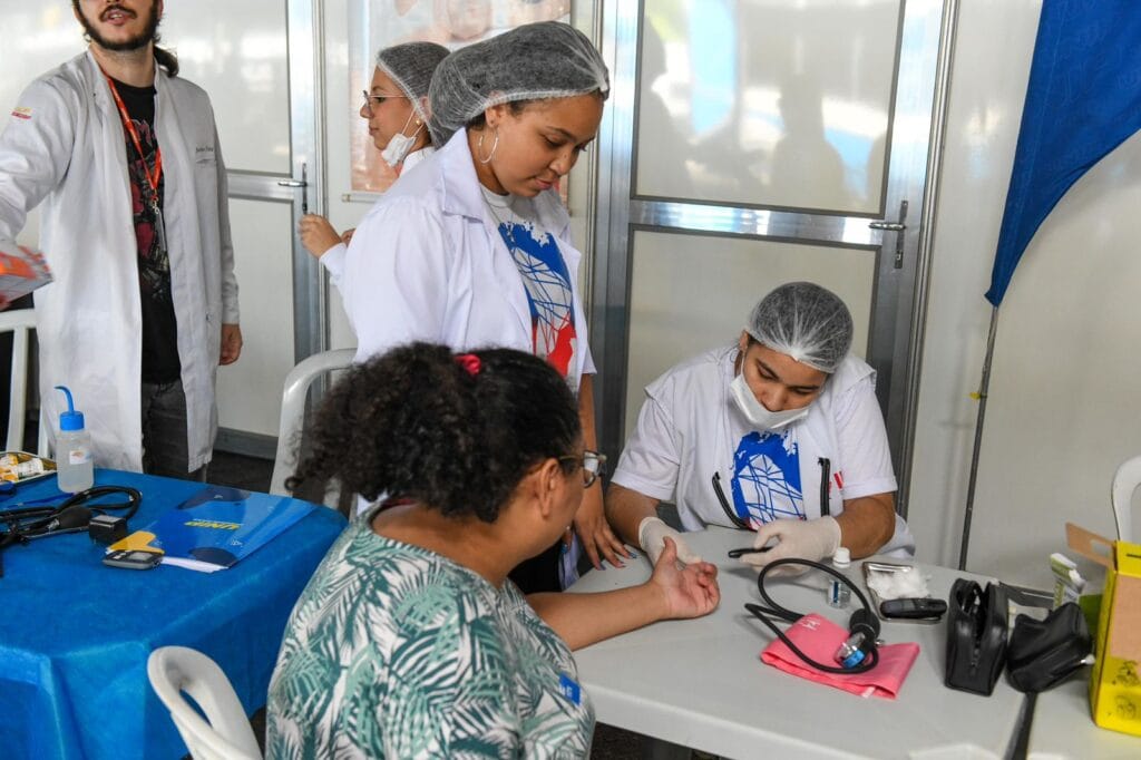 GDF Mais Perto do Cidadão atende mais de 3 mil moradores no Guará