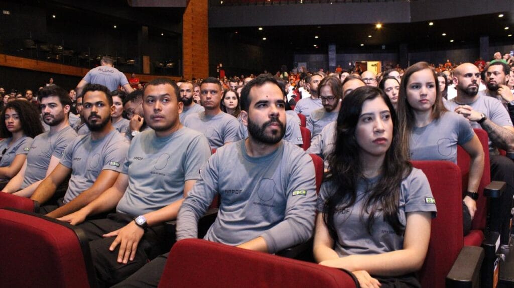 DF recebe 172 novos policiais penais