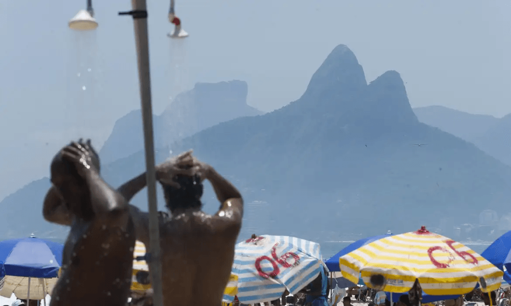 Rio de janeiro emite alerta de calor 3 após registrar máxima de 39°C