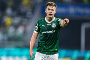 Palmeiras anuncia contratação de Bruno Fuchs após empréstimo