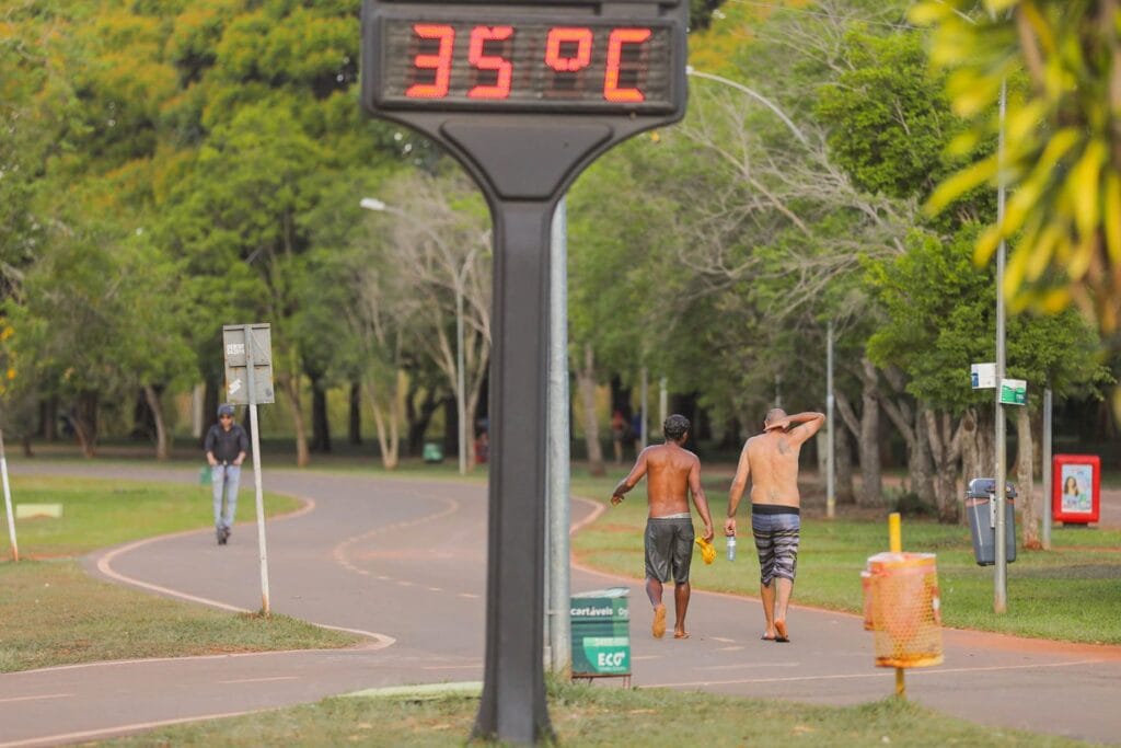 Calor intenso e tempestades devem marcar os próximos dias