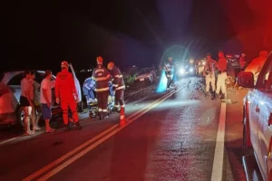 Duas pessoas morrem em acidente de trânsito na GO-116, em Formosa.