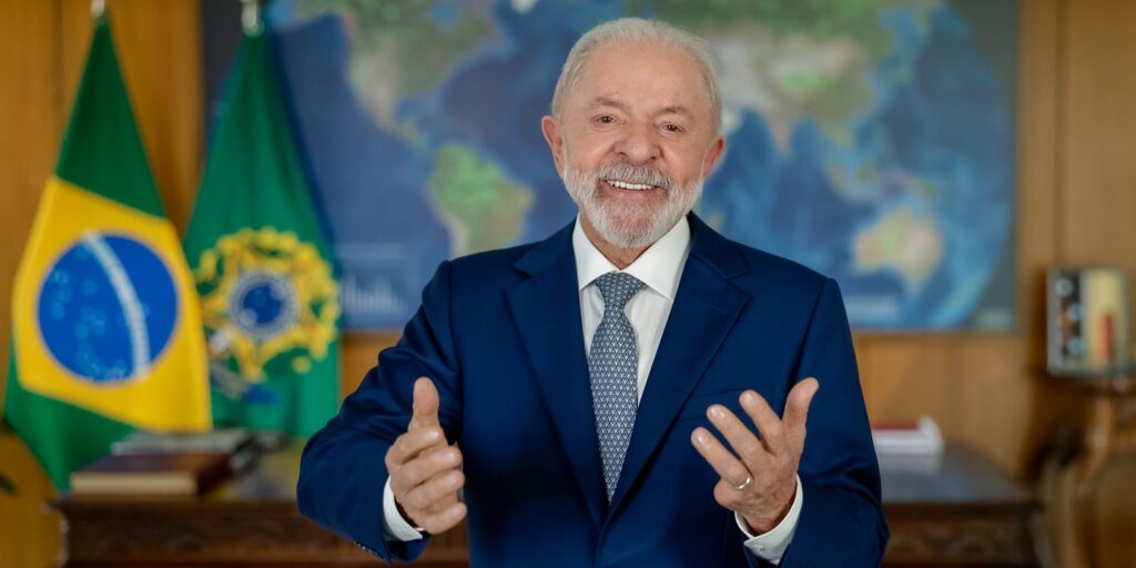 Isenção do IR: Lula diz que R$ 28 bilhões serão injetados na economia