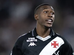 Vasco renova contrato de Rayan até 2028