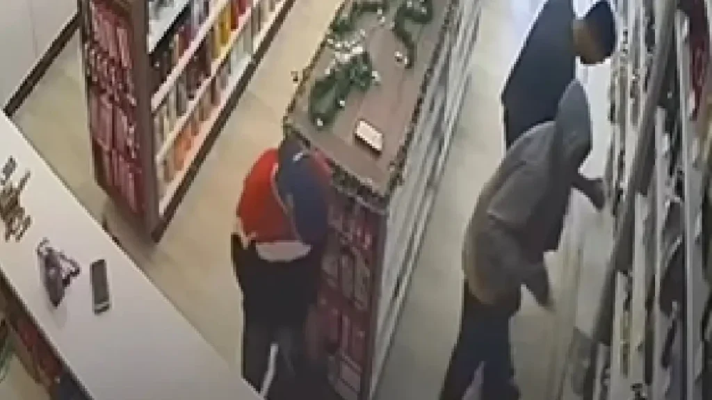 Funcionária pede socorro e PM frustra roubo a loja de perfumes em Águas Lindas de Goiás