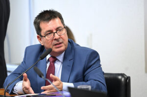 Diretor da PF defende integração e 'diagnóstico aprofundado' sobre segurança pública