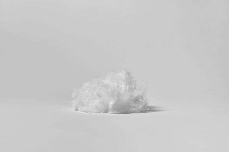 Fibra Reciclável de Amido de Milho e Trigo: Startup Europeia Conquista o Mercado Têxtil