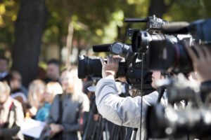 Banco do Canadá: Taxa de juros mantida em 2,25% em meio a ajuste estrutural